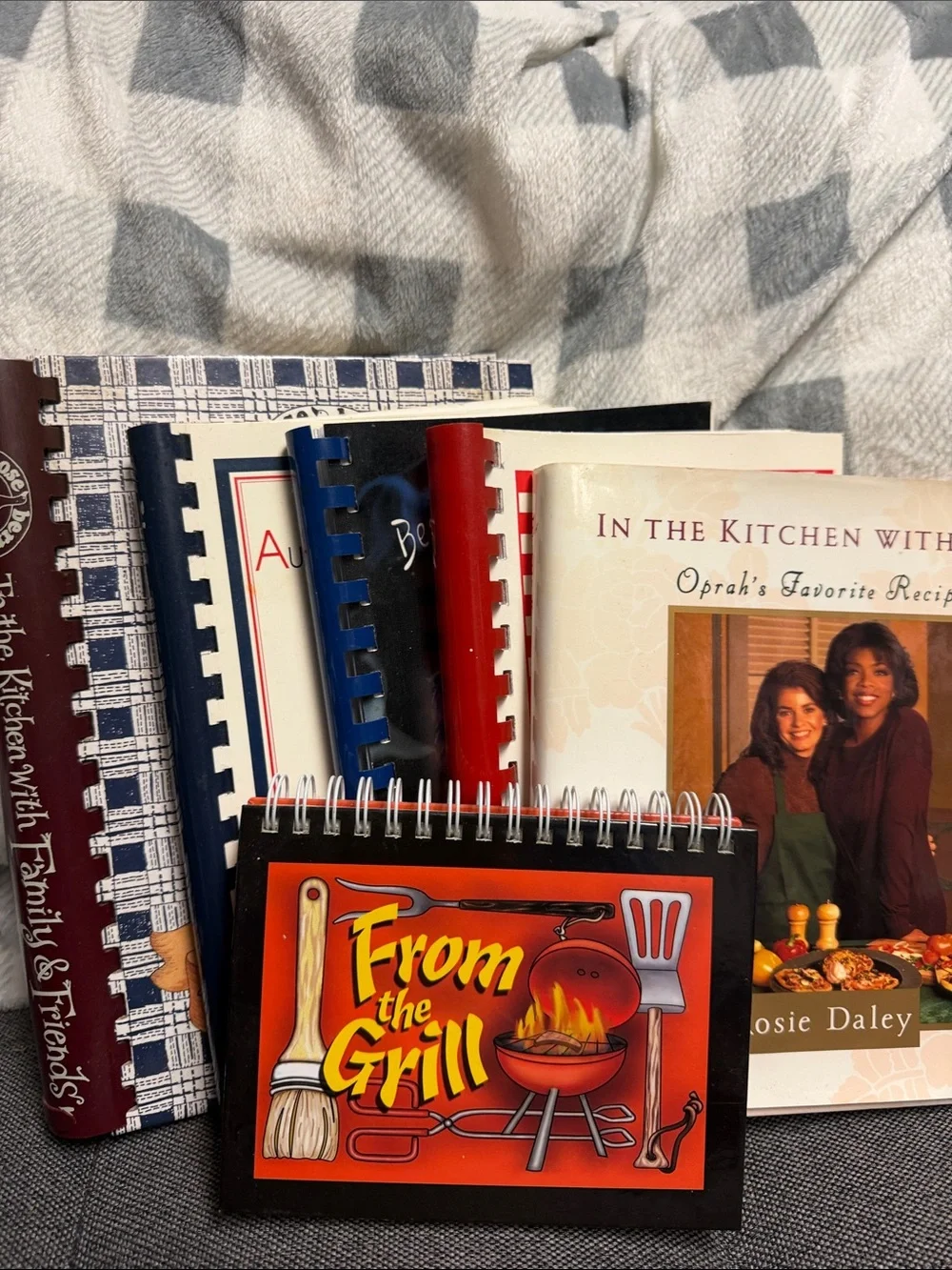 6 assorted Spiral Recipe Books